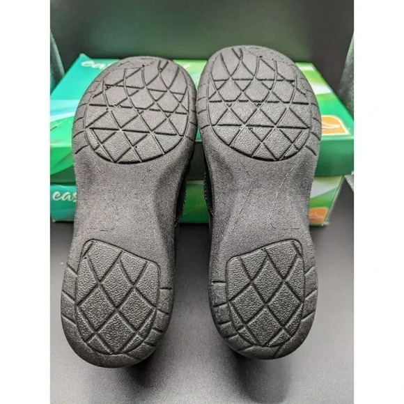 Easy Street Women's Hymn Comfort Slip-On Shoe Size 6 - Picture 5 of 5